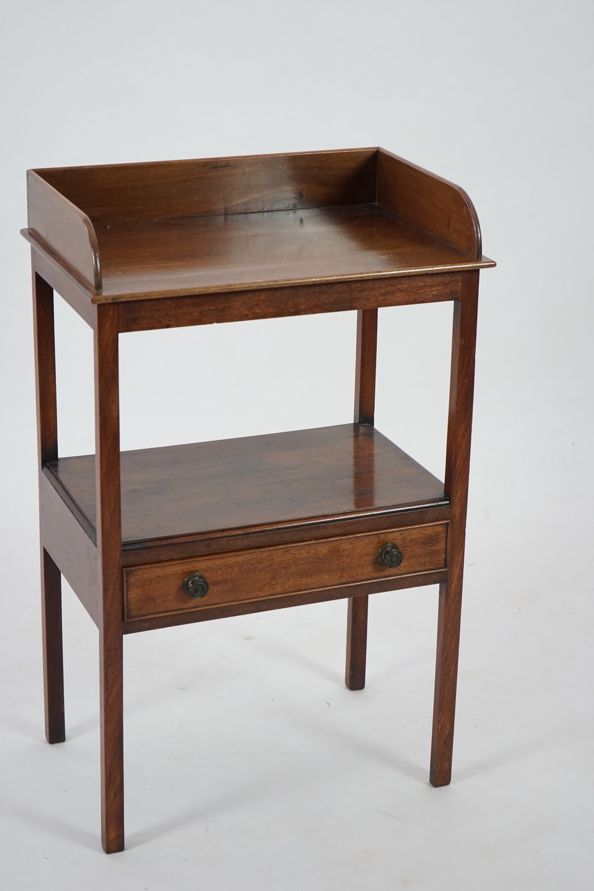 A Regency mahogany two tier wash stand